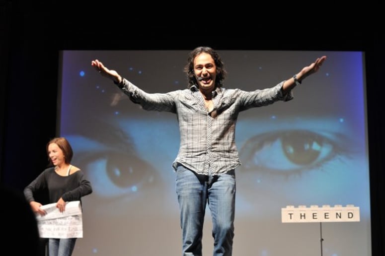 Gallery photo 13 of Mega Magic- Magician Mike D'Urzo