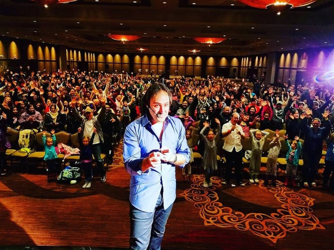 Gallery photo 35 of Mega Magic- Magician Mike D'Urzo