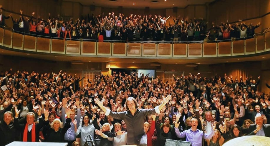 Gallery photo 45 of Mega Magic- Magician Mike D'Urzo