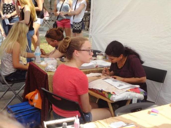 Gallery photo 3 of Mehendi Designer Cum Beauty