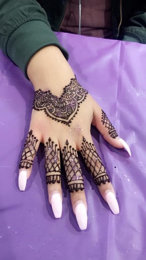 Gallery photo 8 of Henna by Mahi