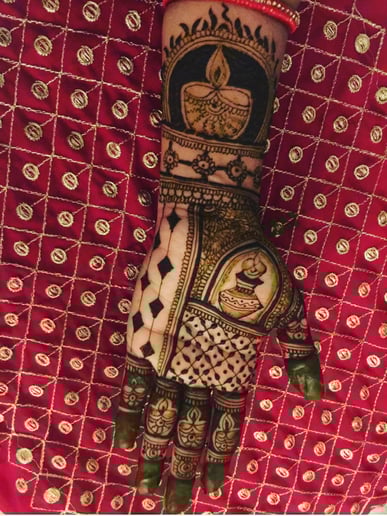 Gallery photo 7 of Mehndi/ Henna Artist