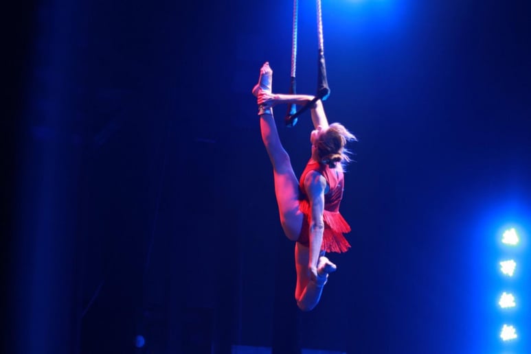 Gallery photo 9 of Lyskei (Kelly Maryanski)