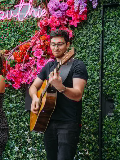 Gallery photo 20 of D'Amico Entertaintainment