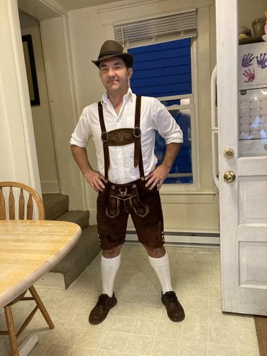 Gallery photo 5 of MiloSolo