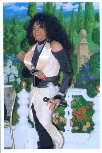 Gallery photo 7 of Miss 1