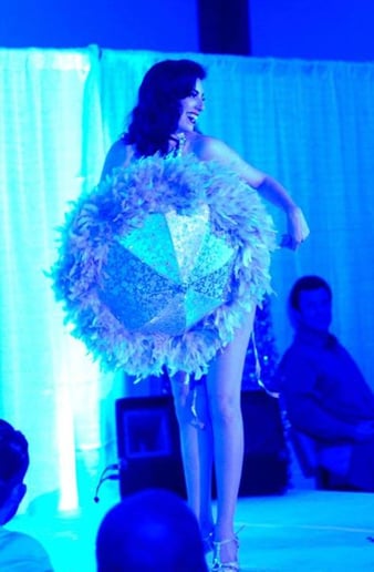 Gallery photo 5 of Miss Aurora Natrix