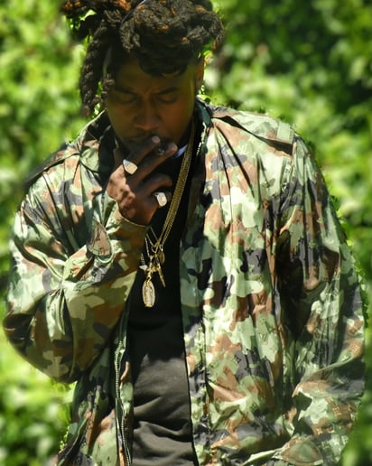 Gallery photo 2 of Mobbin101