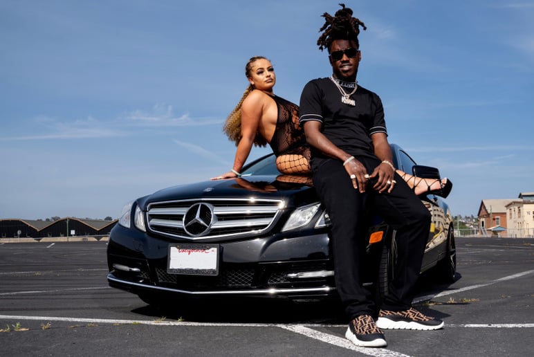 Gallery photo 5 of Mobbin101