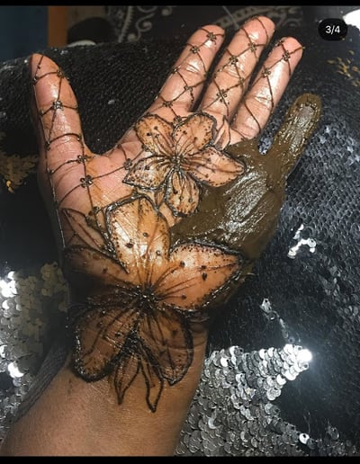 Gallery photo 4 of Mother Earth Essence