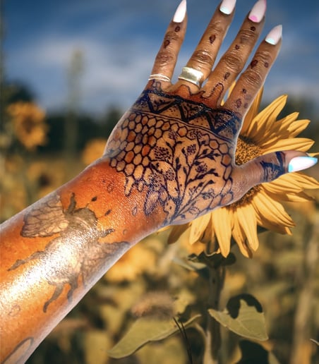 Gallery photo 9 of Mother Earth Essence