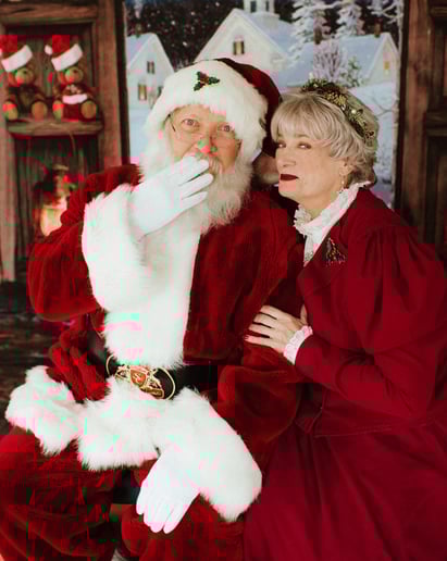 Gallery photo 25 of Nevada Santa & Mrs. Lollie Claus