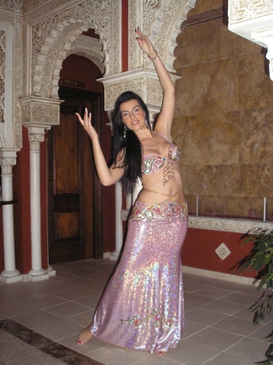 Gallery photo 51 of Myrian Bellydancer