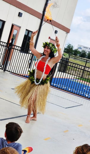 Gallery photo 31 of Myrian Bellydancer