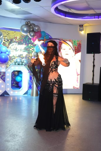 Gallery photo 32 of Myrian Bellydancer