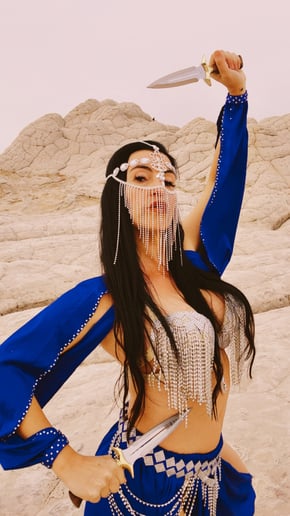 Gallery photo 16 of Myrian Bellydancer