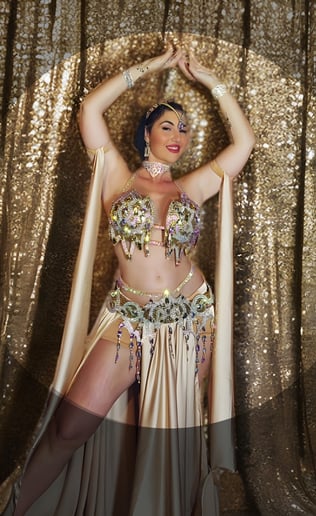 Gallery photo 19 of Myrian Bellydancer
