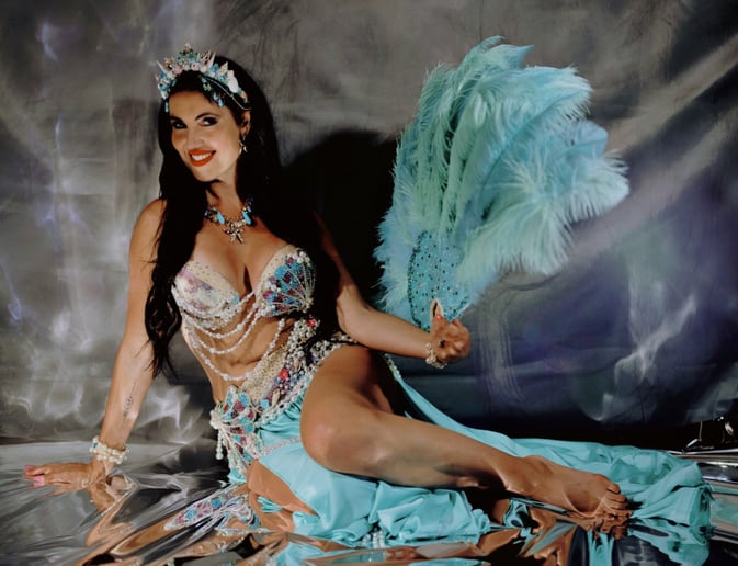 Gallery photo 9 of Myrian Bellydancer