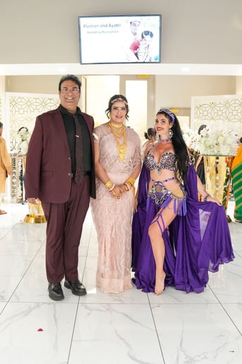 Gallery photo 11 of Myrian Bellydancer