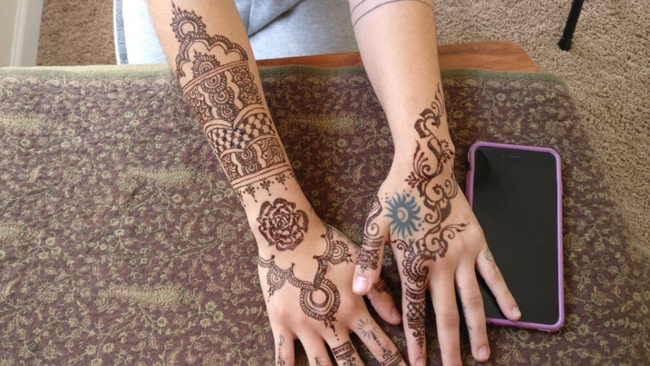 Gallery photo 8 of Naseera Fazil Henna Art in Charlotte