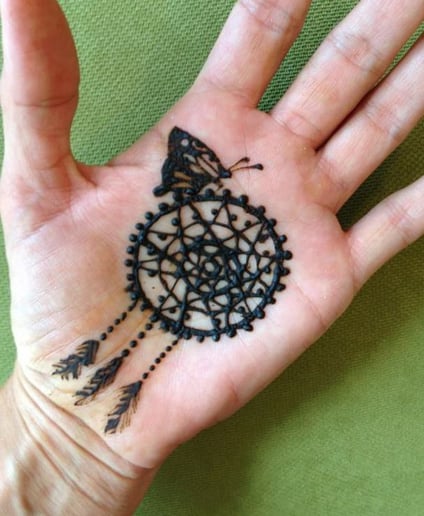 Gallery photo 1 of Natural Henna & Tarot