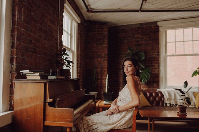 Gallery photo 1 of Niki Kennedy