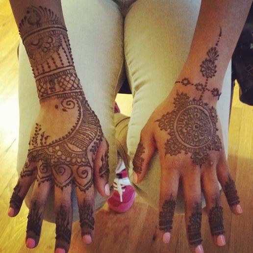 Gallery photo 2 of Niki's Henna art