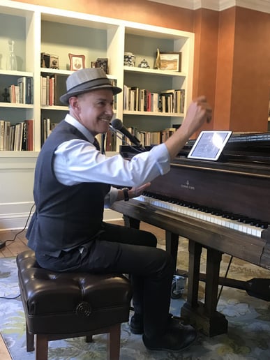 Gallery photo 3 of Noam Eisen - Pianist, Singer, Entertainer