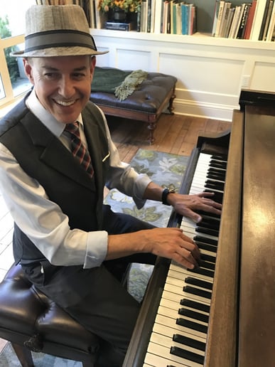 Gallery photo 14 of Noam Eisen - Pianist, Singer, Entertainer