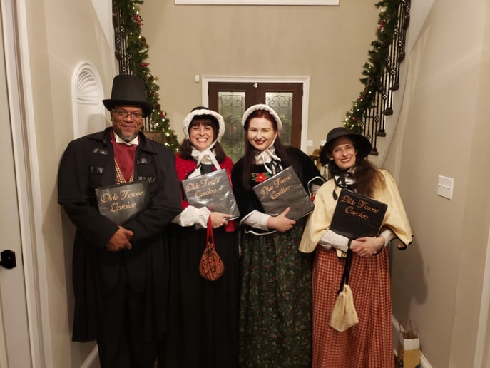 Gallery photo 3 of Olde Towne Carolers