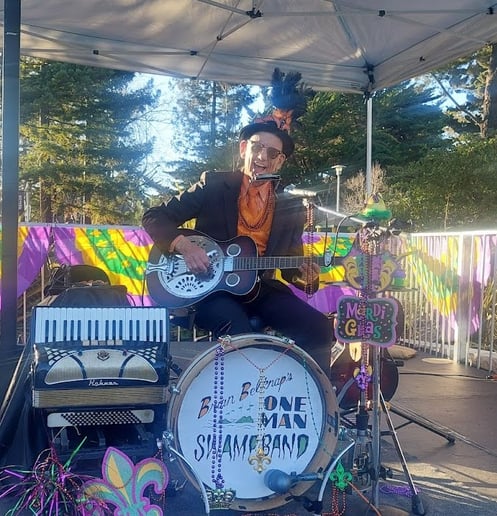 Gallery photo 1 of One Man Swamp Band