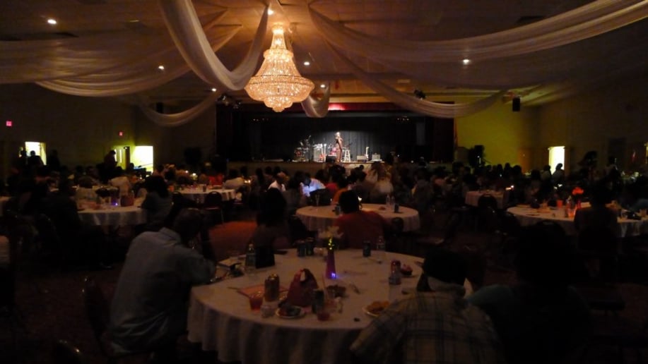 Gallery photo 4 of OUTSTANDING STAND-UP! Host, Feature and Headline Comedian!