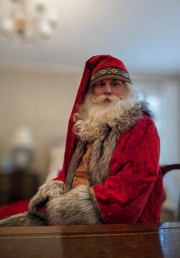 Gallery photo 1 of Virginia's Favorite Santa