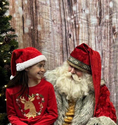 Gallery photo 6 of Virginia's Favorite Santa