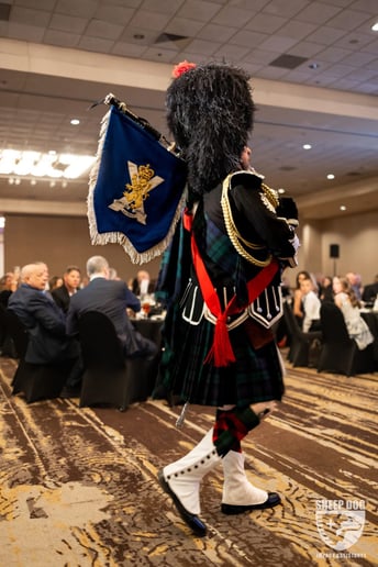 Gallery photo 51 of Ozark Bagpiper