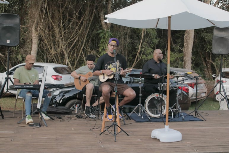 Gallery photo 3 of Padu