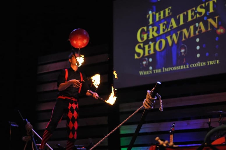Gallery photo 8 of Peter Brunette - Juggler