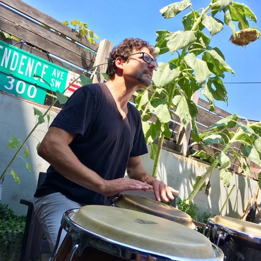 Gallery photo 2 of Strummin & Drummin—Dynamic Duos