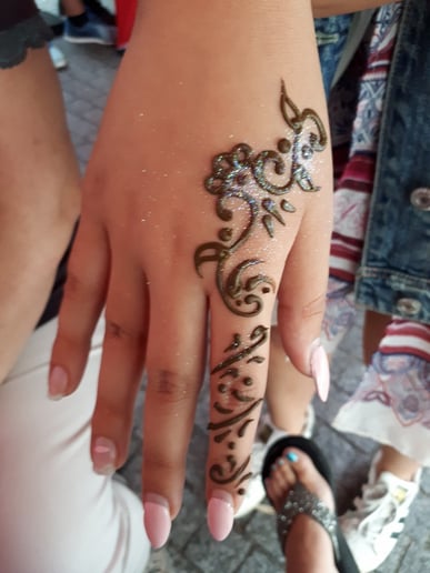 Gallery photo 69 of Picasso Painters