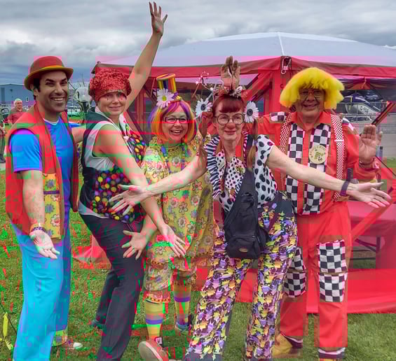 Gallery photo 86 of Picasso Painters