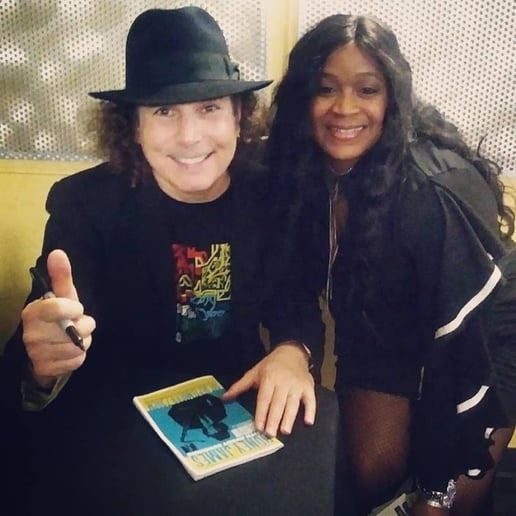 Gallery photo 5 of PoeticButterfly