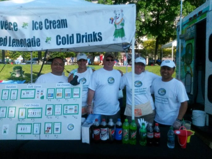 Gallery photo 3 of Polar Oasis Bringing Frozen Treats to the Streets