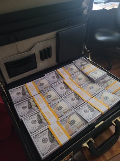 Gallery photo 9 of Prop Weaponry and Police Gear