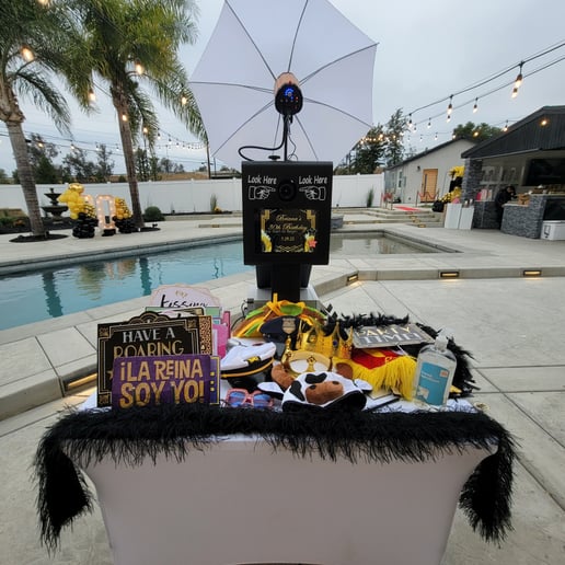 Gallery photo 8 of Quik Snap Photo Booth