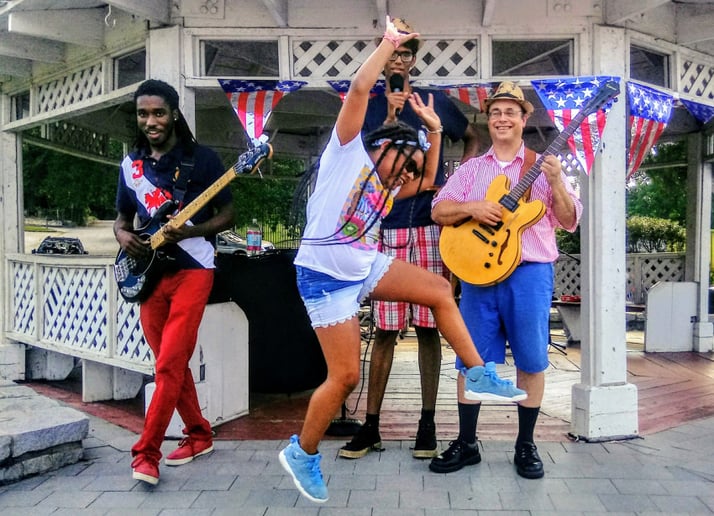 Gallery photo 84 of Moonlight, Music and Mystery