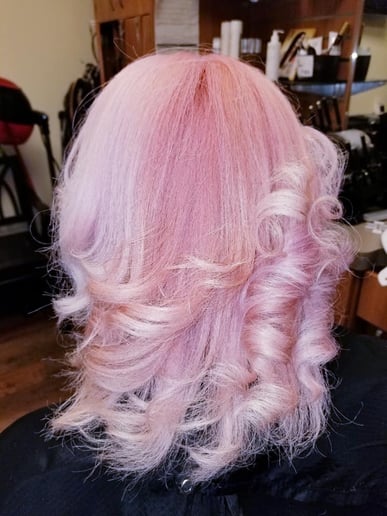 Gallery photo 4 of Richelle's Hair Designs