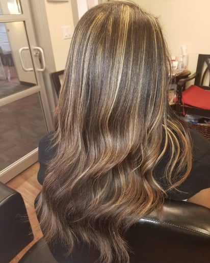 Gallery photo 8 of Richelle's Hair Designs