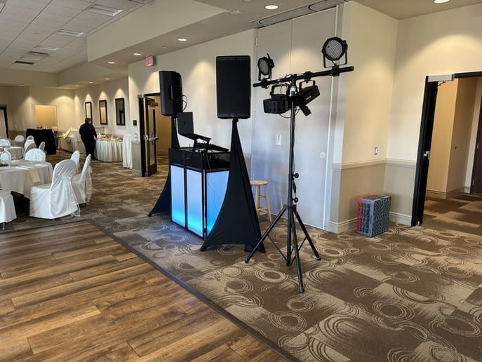 Gallery photo 4 of Blue Diamonds DJ/KJ