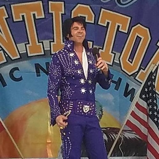 Gallery photo 8 of Robbie Dee's Tribute to Elvis - for hire