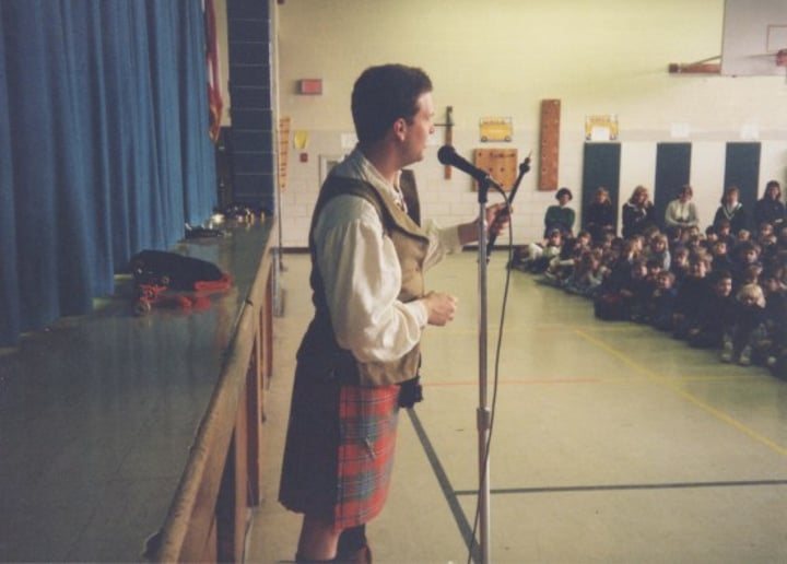 Gallery photo 1 of BonPiper